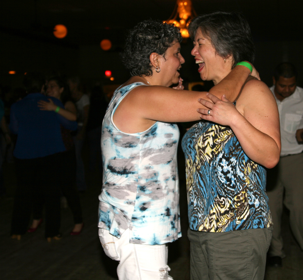 Dancing the night away at the Kindred Spirits Celebration Dance 2013! [Image: kindredspiritshouston.org]