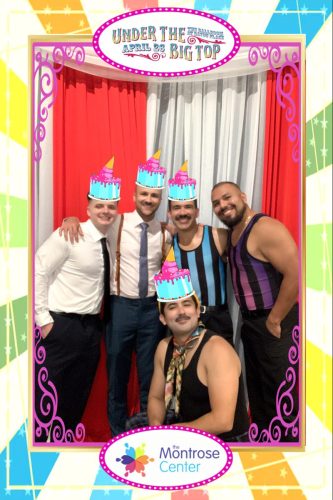 photo 1745721625